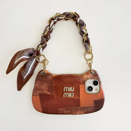 Miumiu-ミュウミュウ iphone17/iphone17 pro/iphone17 pro max/17air スマホケース