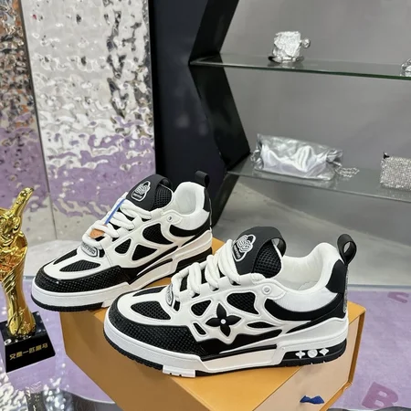 ルイヴィトン×Tylerコラボトレイナースニーカー