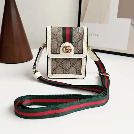 Gucci-グッチ iphone17/iphone17 pro/iphone17 pro max/17air スマホケース 