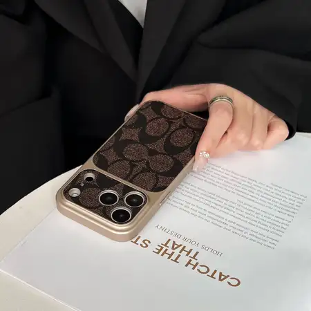 Coach-コーチ iphone17/iphone17 pro/iphone17 pro max/17air スマホケース