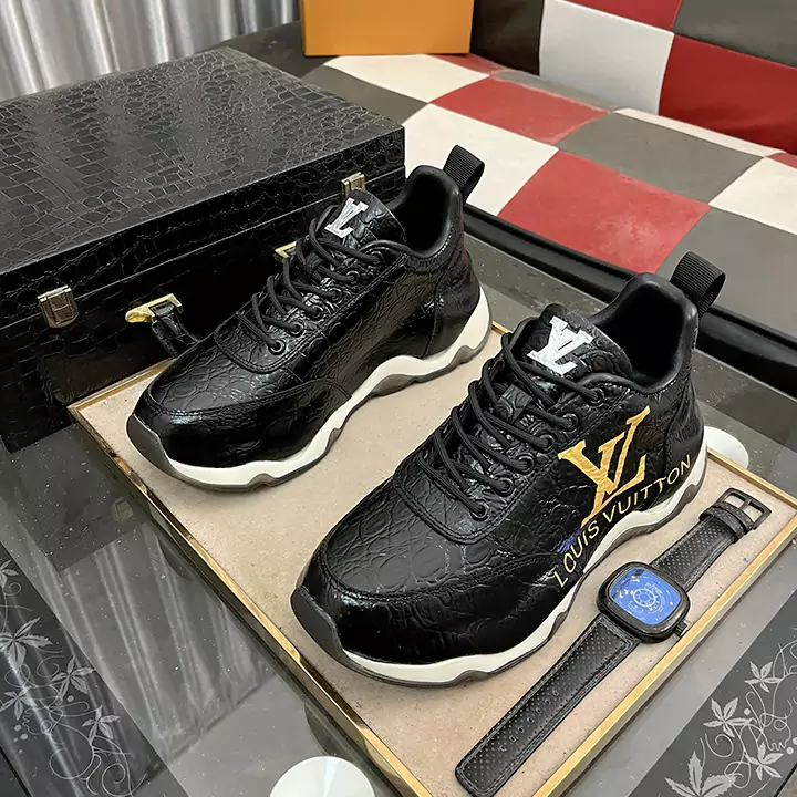 高品質偽物スニーカー