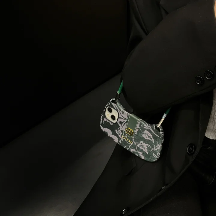 Gucci-グッチ iphone17/iphone17 pro/iphone17 pro max/17air スマホケース