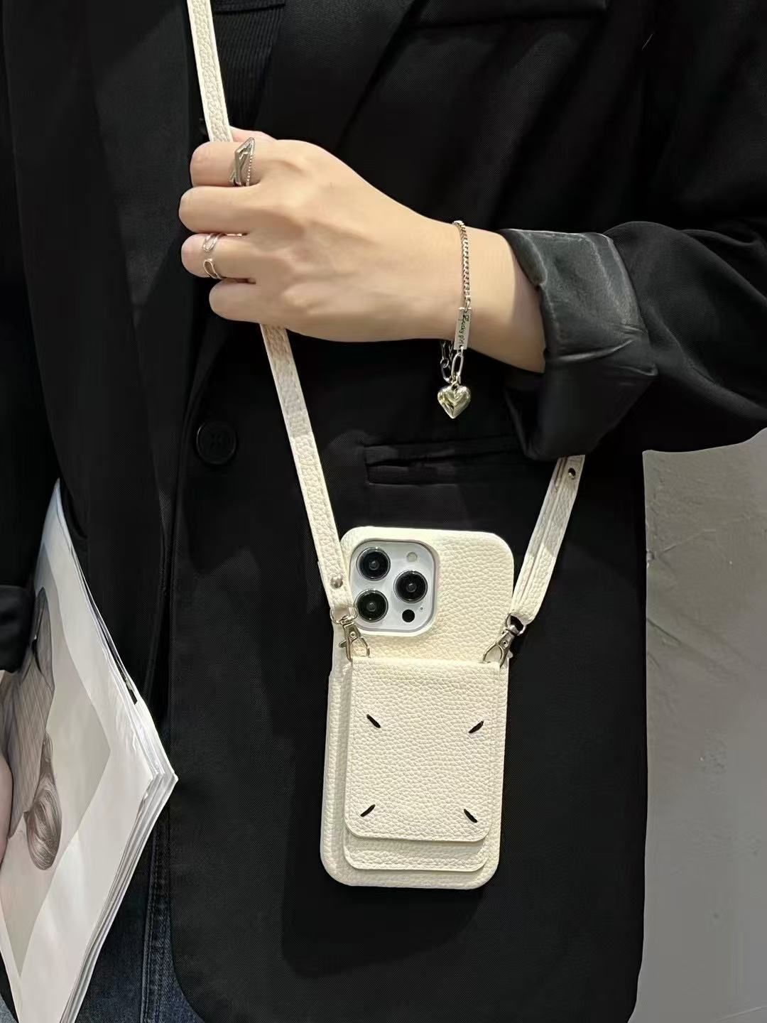 Maison Margiela-メゾン マルジェラ iphone17/iphone17 pro/iphone17 pro max/17air スマホケース