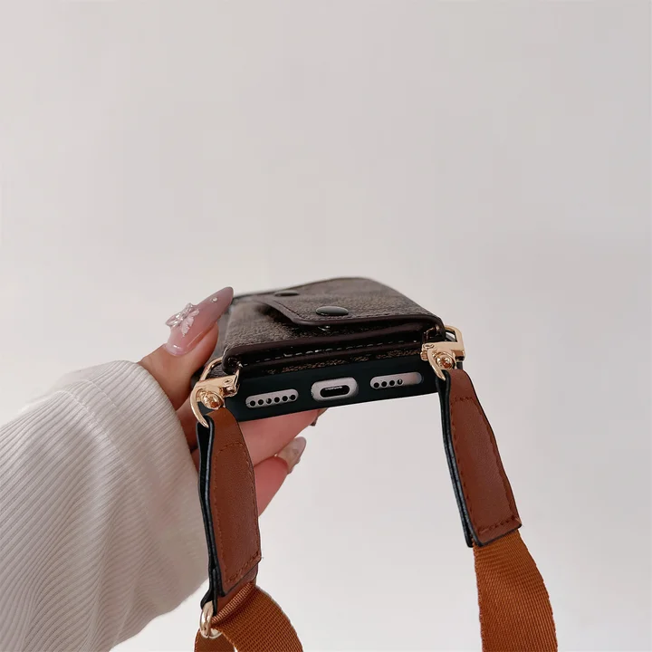 Coach-コーチ iphone17/iphone17 pro/iphone17 pro max/17air スマホケース