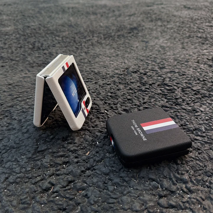 Thom Browne-トムブラウン iphone17/iphone17 pro/iphone17 pro max/17air スマホケース