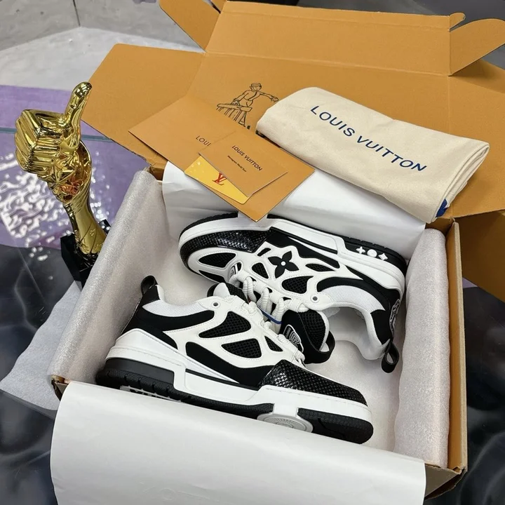 ルイヴィトン×Tylerコラボトレイナースニーカー