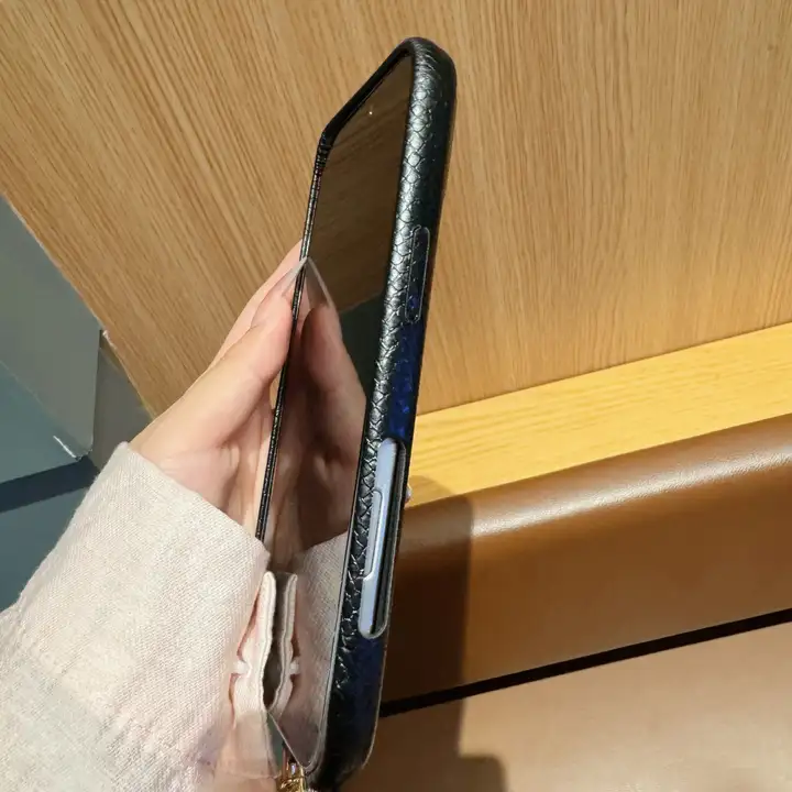 Prada-プラダ iphone17/iphone17 pro/iphone17 pro max/17air スマホケース 