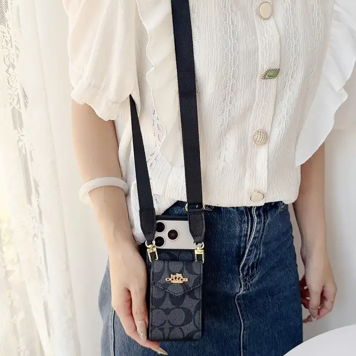 Coach-コーチ iphone17/iphone17 pro/iphone17 pro max/17air スマホケース