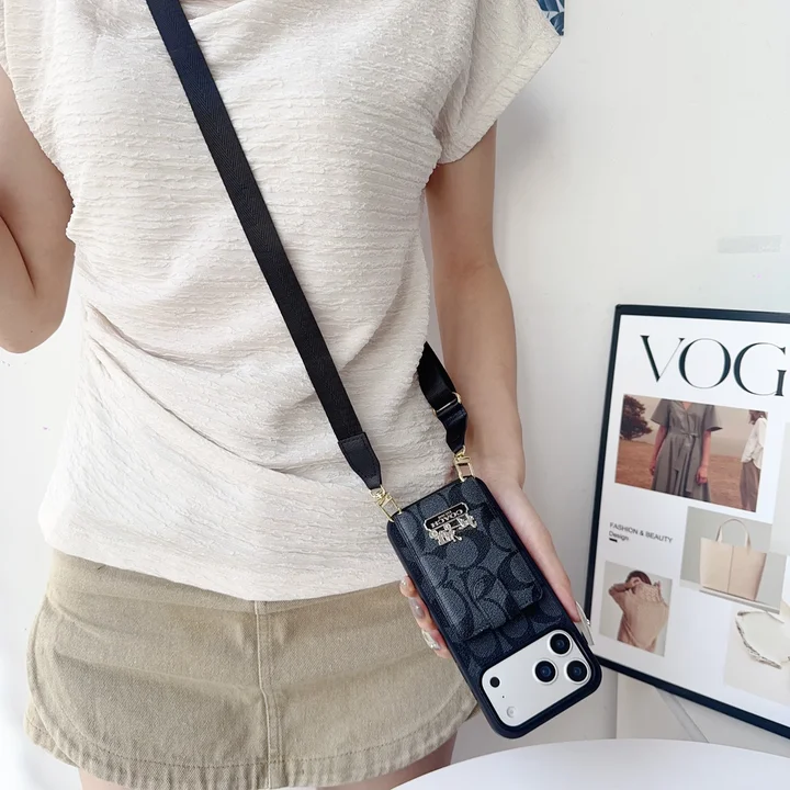 Coach-コーチ iphone17/iphone17 pro/iphone17 pro max/17air スマホケース