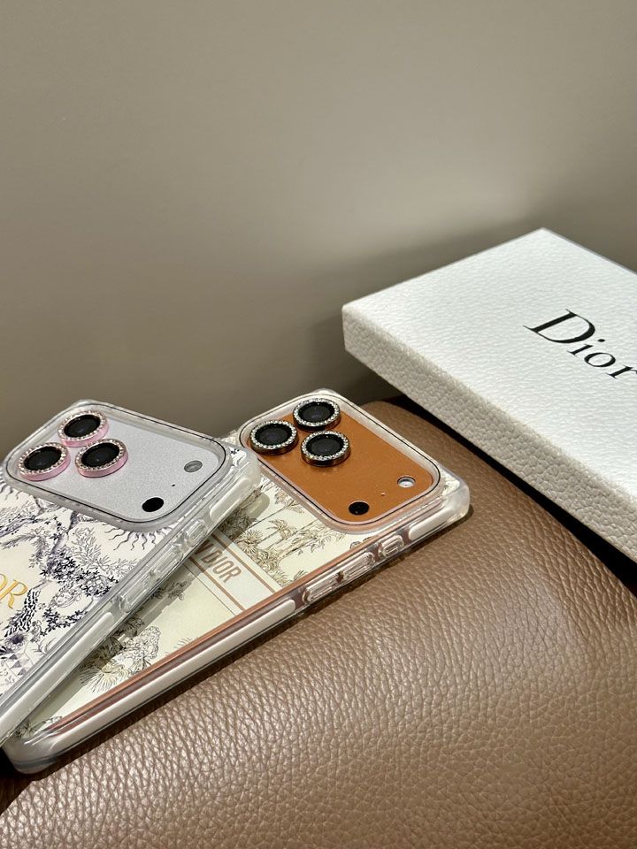 iphone15 ケース ディオール おしゃれ 芸能人 キラキラ