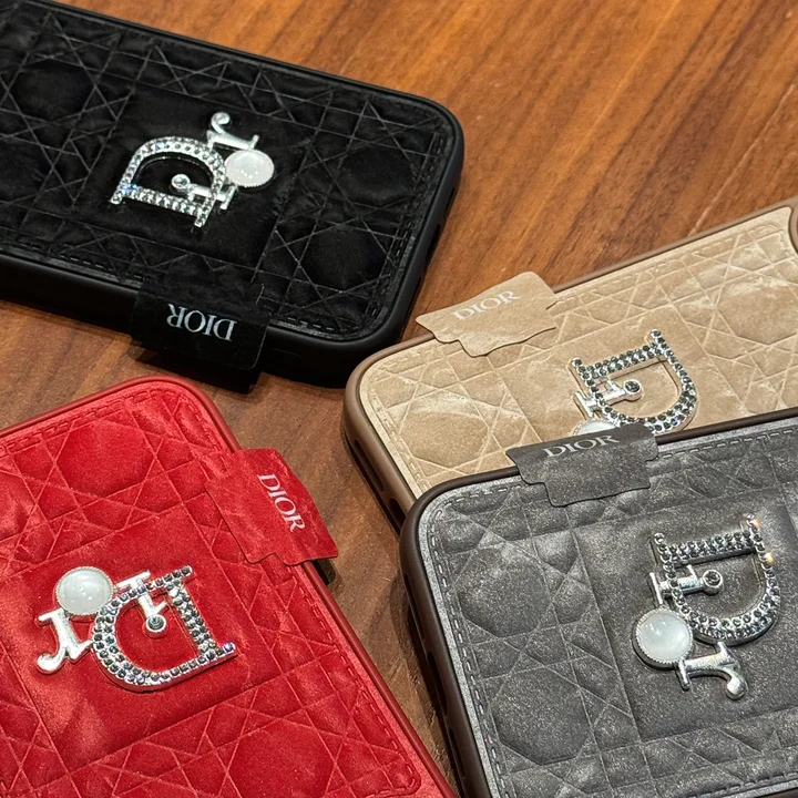 iPhone 16 pro max ケース dior 風 ハイブランド スマホケース おしゃれ 女子 高品質