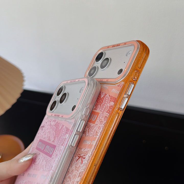 iphone17 pro max ケース ミュウミュウ 風 miumiu スマホケース かわいい 芸能人 画面保護