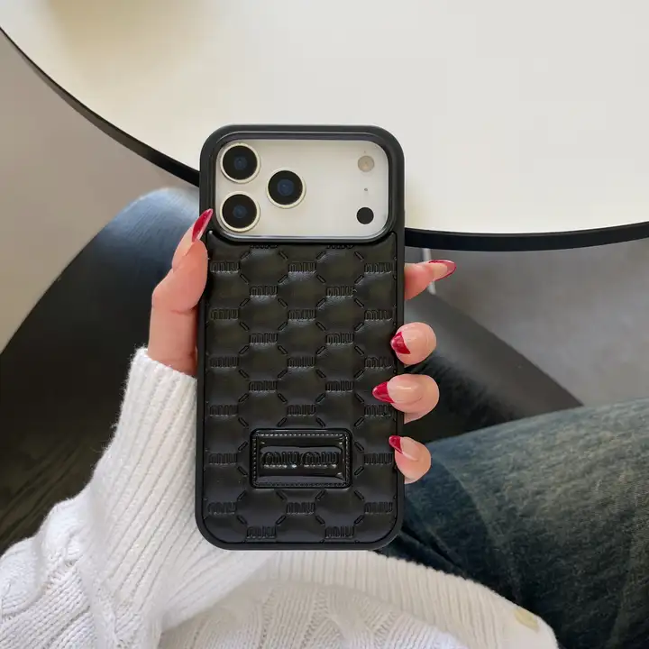 iphone18 pro max ケース ミュウミュウ 風 miumiu 携帯ケース おしゃれ 芸能人 軽量
