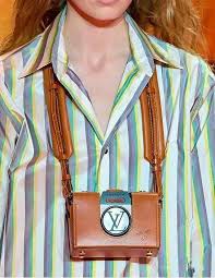 ルイ・ヴィトン ピック・トランク カメラバッグ