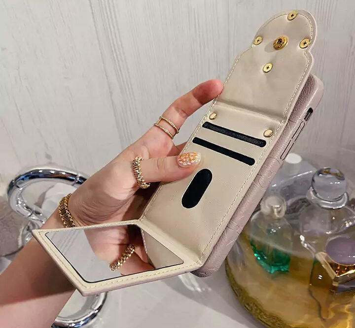 手帳 型 スマホケース メリット