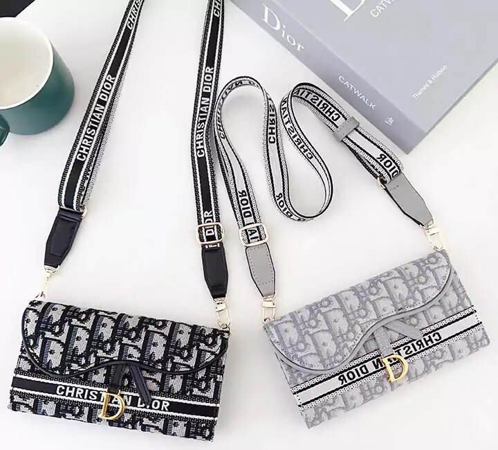 手帳 型 スマホケース メリット