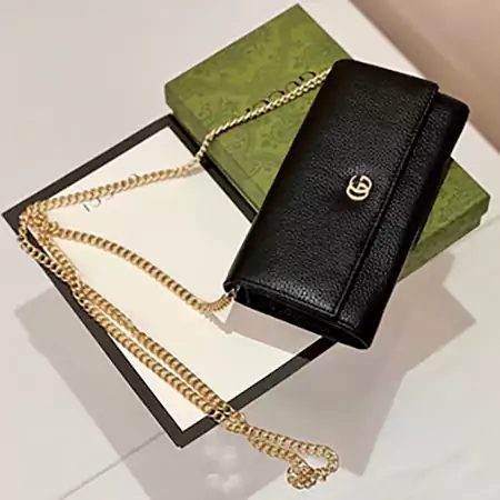 金属部品の刻印精度を確認する