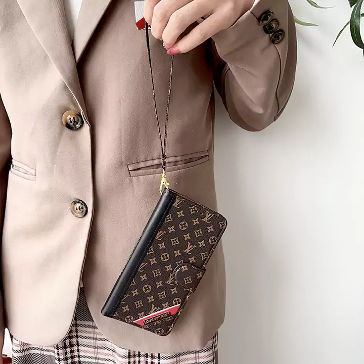 ルイ・ヴィトン 手帳型 スマホケース