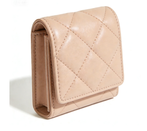 素材、質感、および匂いを確認する