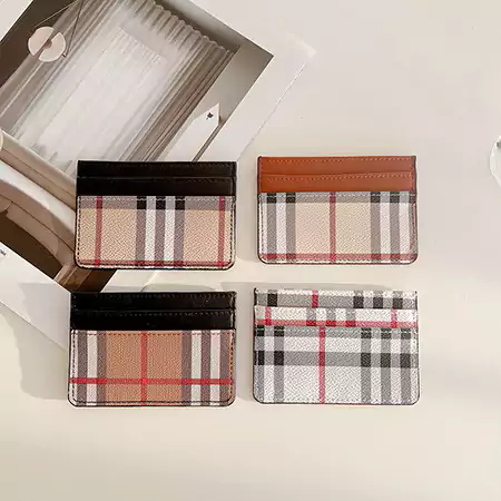 人気のバーバリー財布5選