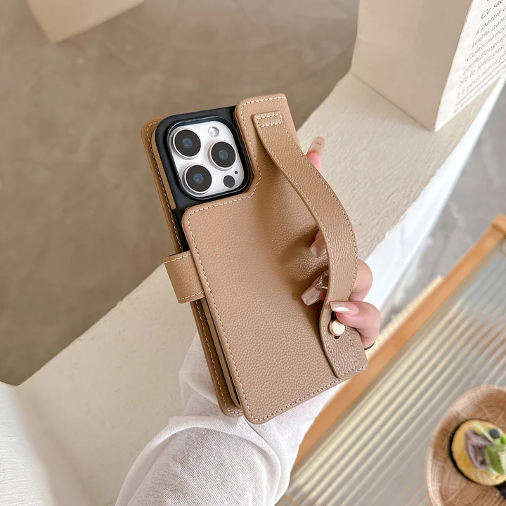 グッチ Gucci iphone 16 17 pro max 携帯 ケース 手帳型 全機種対応  シンプル 画面保護 おすすめ スーパーコピー